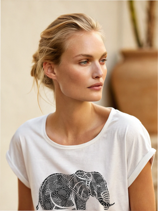 The Gentle Giant - T-Shirt - That Corner Store