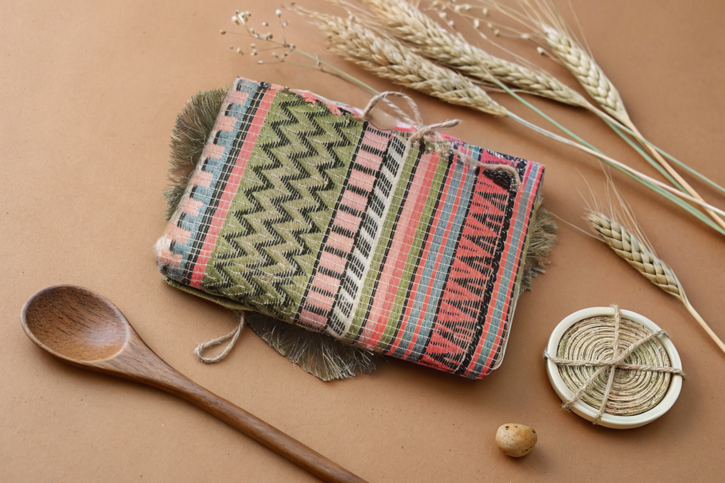 Harvest Nomad Clutch